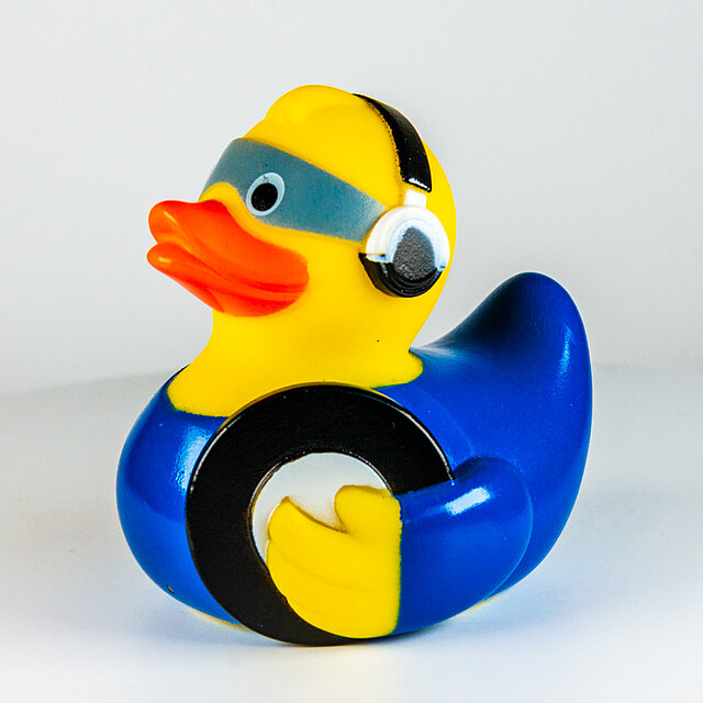 duckiewonderland // DJ - Disk Jockey duckiewonderland // DJ - Disk Jockey