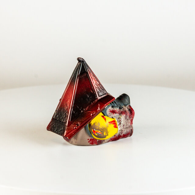 Silent Hill // 02 Red Pyramid Thing "mini" (Silent Hill 2)