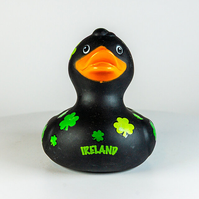 Irland - schwarz mit grünen Kleeblättern, Ireland - Shamrock Gift Company