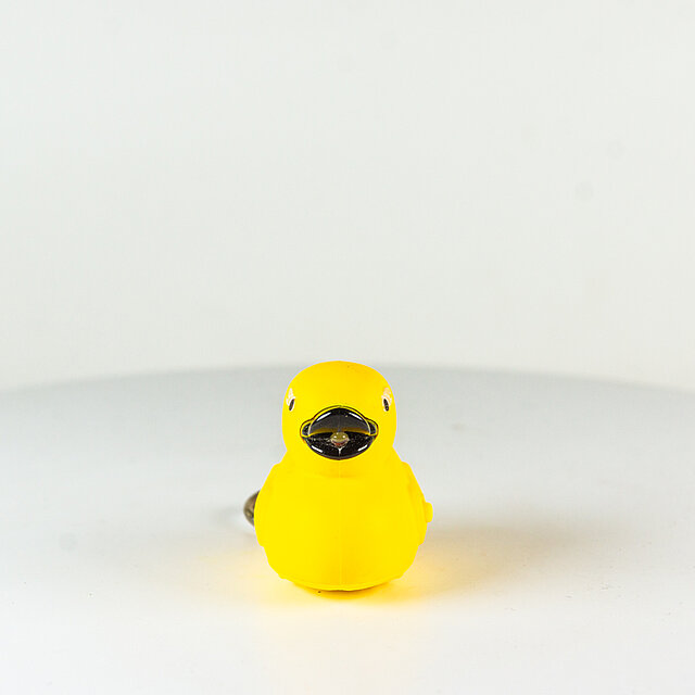 Hartplastik-Ente, Schlüsselanhänger mit Licht und Ton