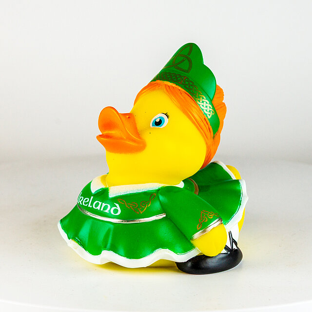 Irland - Tänzerin (Step Dance) in grünem Kleid mit Ornamenten (Stickereien), geschnürte Schuhe, grüne Tiara, Riverdance, Ireland - Shamrock Gift Company
